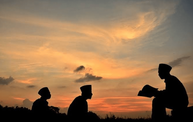 Menuntut Ilmu